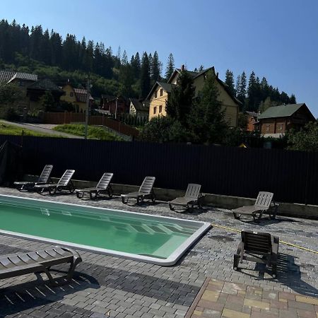 Солодкий Гранат Hotell Slavske Exteriör bild