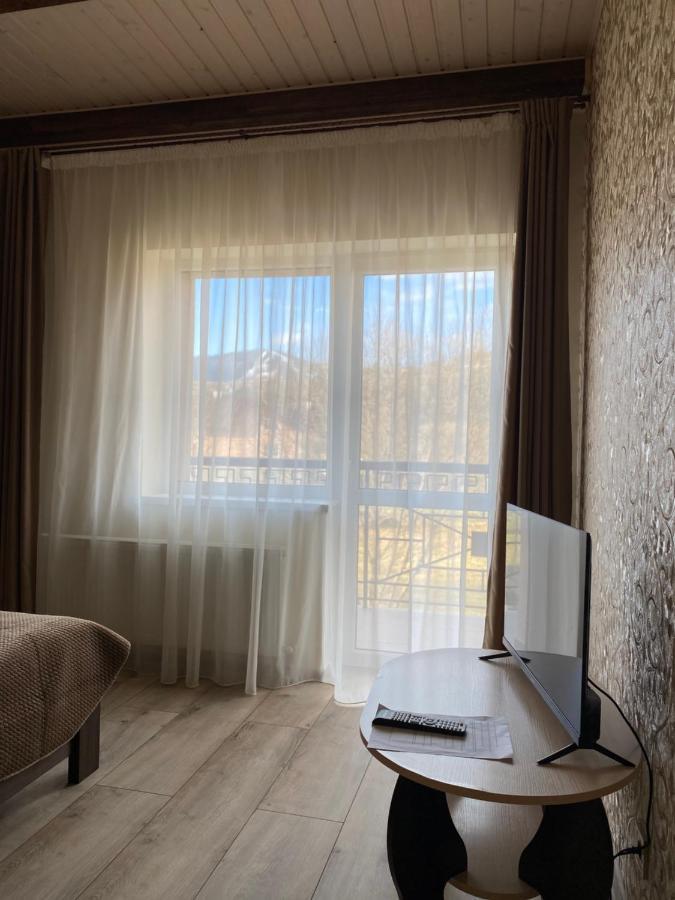 Солодкий Гранат Hotell Slavske Exteriör bild