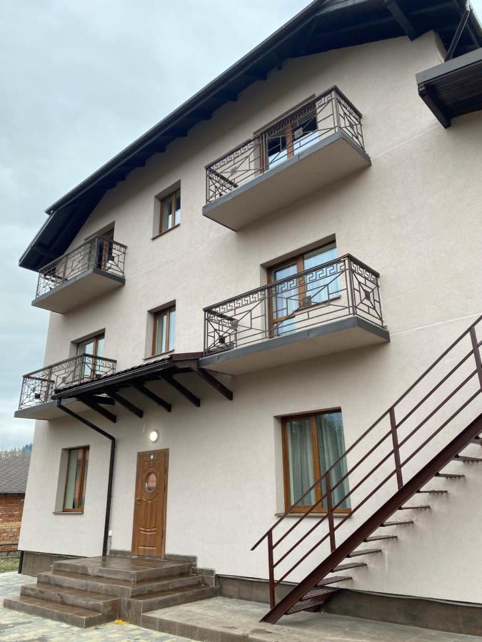 Солодкий Гранат Hotell Slavske Exteriör bild