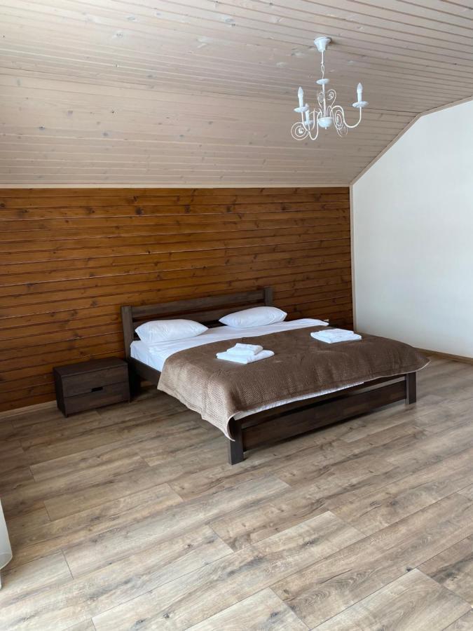 Солодкий Гранат Hotell Slavske Exteriör bild